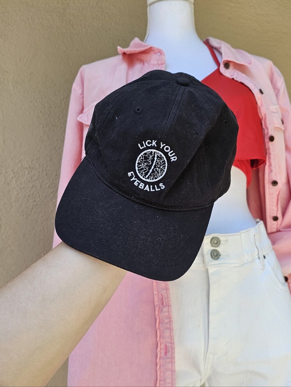 Lick your eyeballs lizards cotton baseball cap